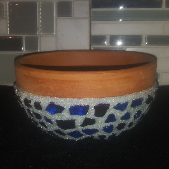 Handmade Mosaic flower pot - Picture 5 of 5